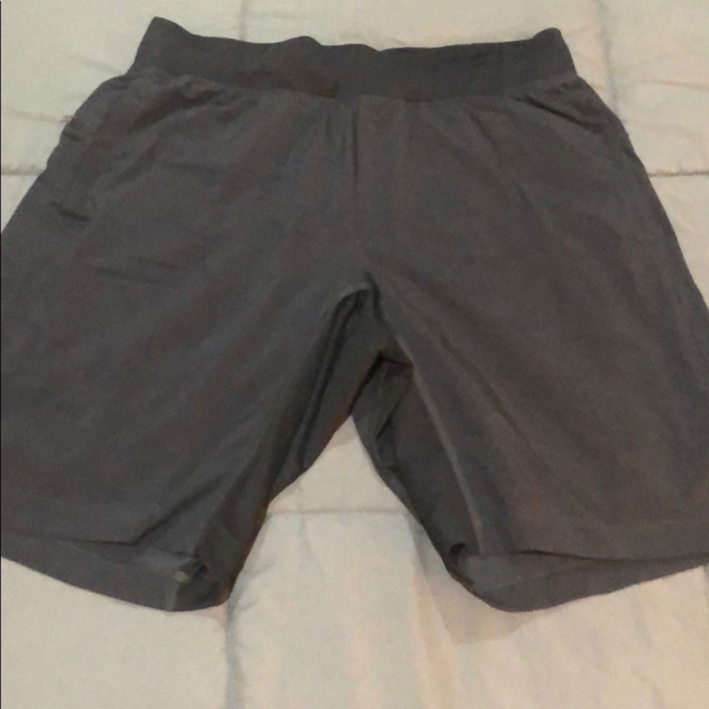 Lululemon T.H.E. Short 9” w/ Luxtreme Liner
